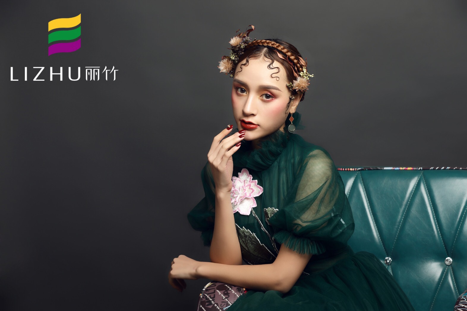 丽竹彩妆作品 |  青春腔的“油画精灵”